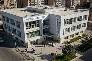 بهترین آموزشگاه زبان انگلیسی شمال تهران با تأیید زبان‌شناسان | آموزش بر پایه تخصص و سابقه آموزشی